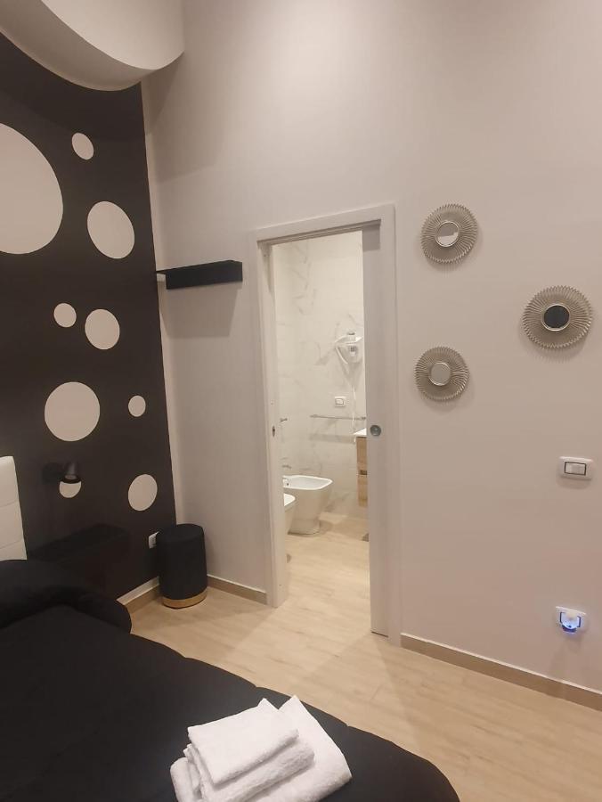 Venezia Rooms Νάπολη Εξωτερικό φωτογραφία