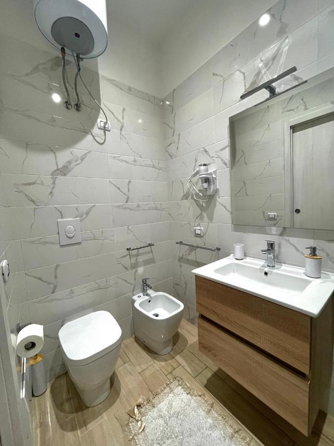 Venezia Rooms Νάπολη Εξωτερικό φωτογραφία
